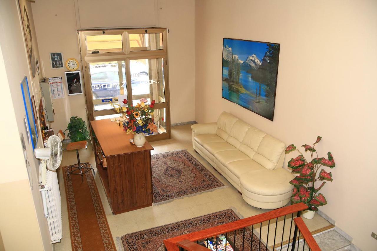 Hotel San Vincenzo سوفيراتو مارينا المظهر الخارجي الصورة